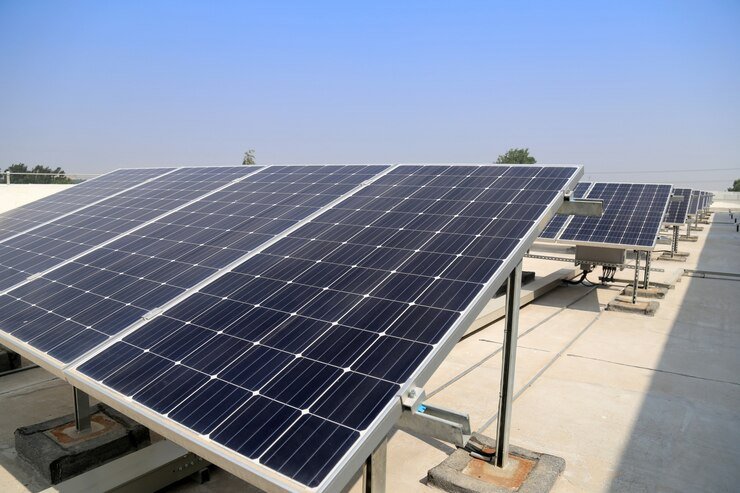 North, South, East, or West? The Best Direction for Solar Panels in India